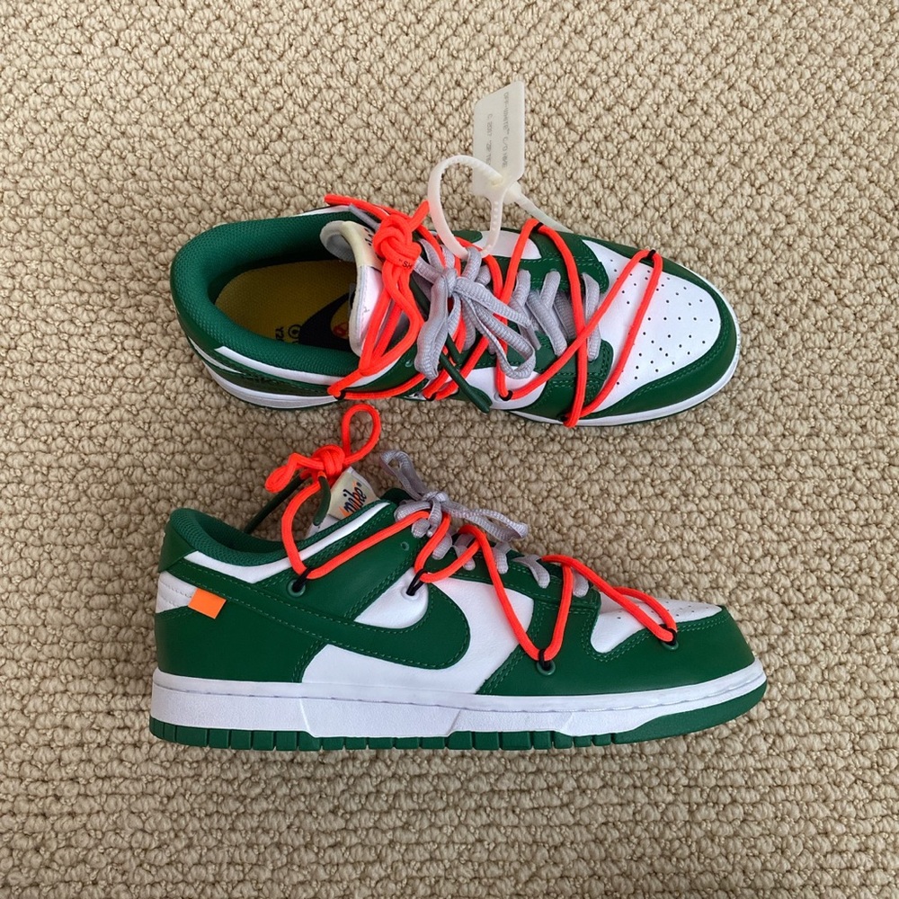 Offwhite Pine Green Dunks